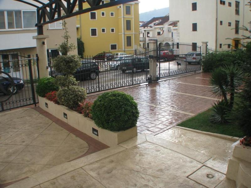 Apartmani Mirenza Budva Zewnętrze zdjęcie